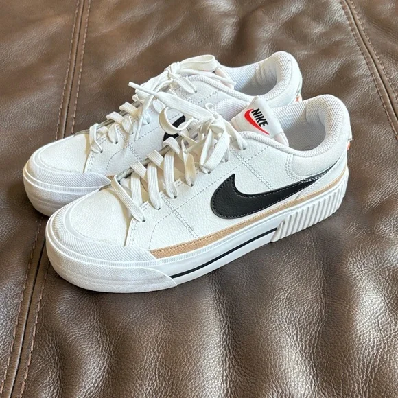 Nike White and Black Sneakers with Tan Detail - Picture 1 of 5